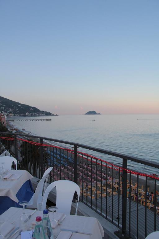 Hotel Bel Sit Alassio Exteriér fotografie